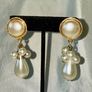 Elegant Vintage-Inspired Cabochon Faux Pearl Drop Earrings Gold Tone Accents